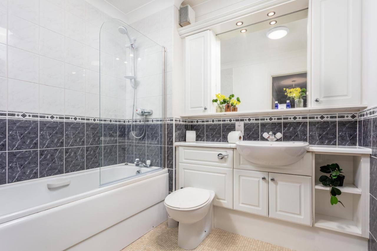 Millbrae Residence - Donnini Apartments Ayr Kültér fotó
